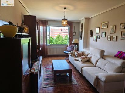 Living room of Flat for sale in Vitoria - Gasteiz  with Heating, Parquet flooring and Terrace