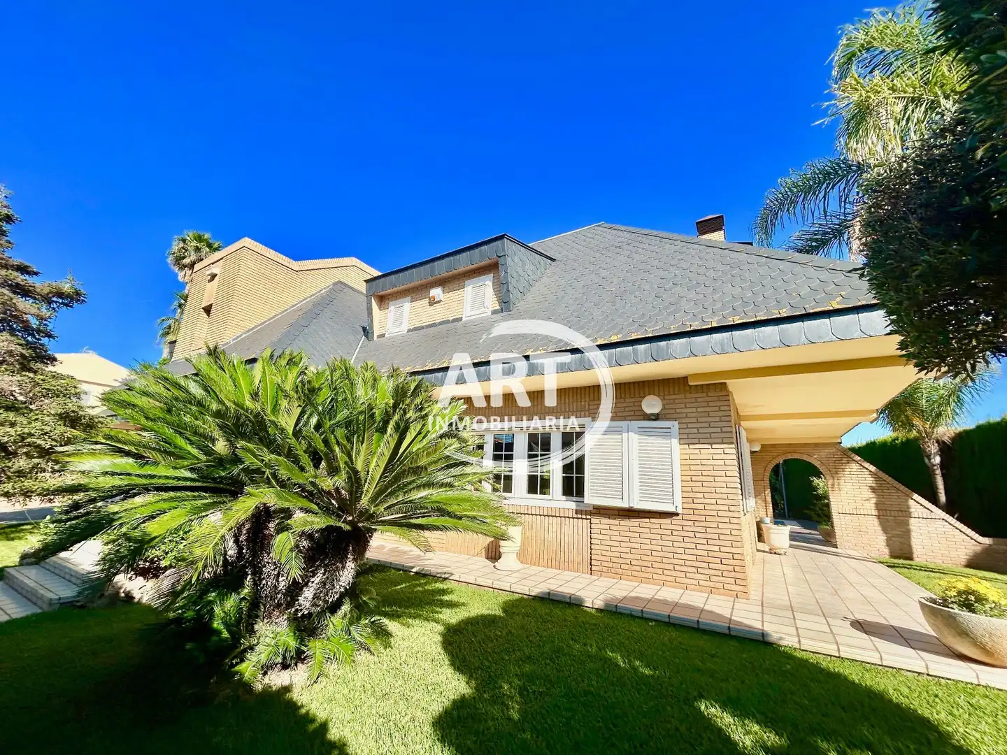 Garden of Houses for sale in L'Eliana  with Air Conditioner, Heating and Private garden
