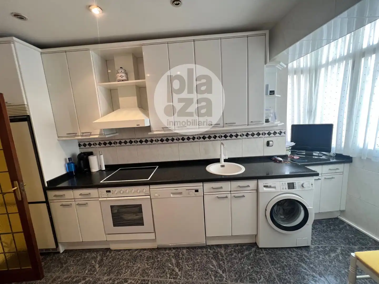 Kitchen of Flat for sale in Burgos  with Heating, Terrace and Storage room