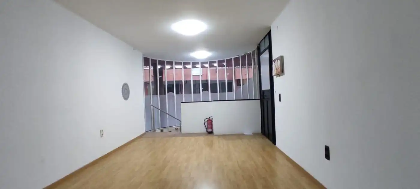 Local comercial en venda a Calle ARBOS, imagen 17