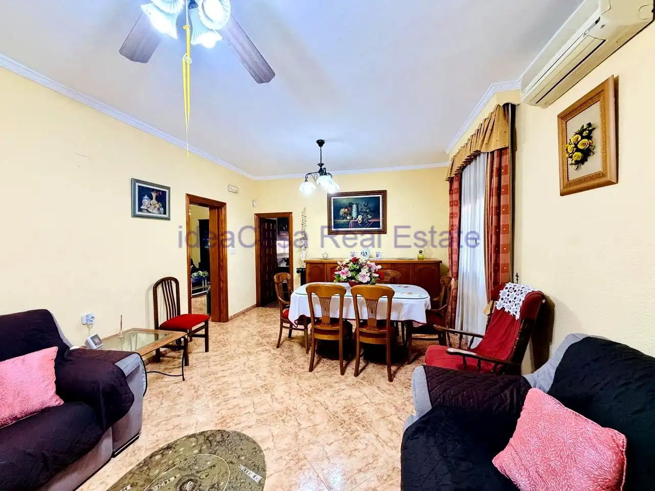 Vista exterior de Casa o xalet de lloguer en Málaga amb Aire condicionat, Terrassa i Moblat