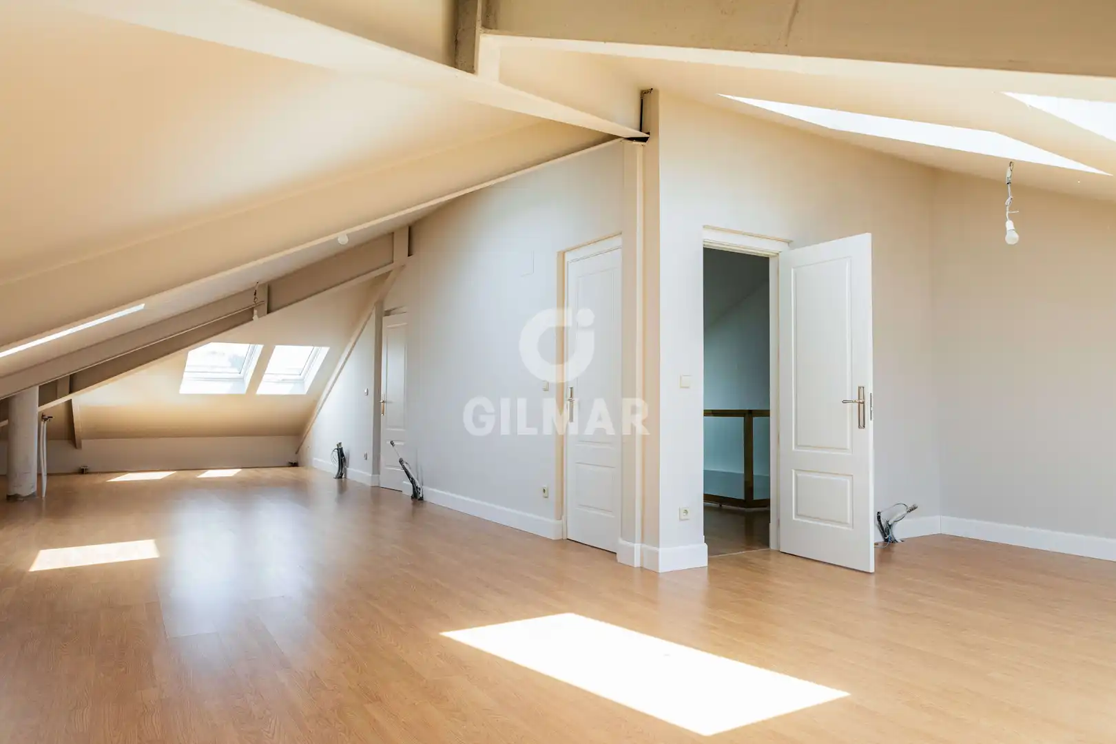 Habitación de Casa o chalet en venta en El Escorial con Calefacción, Jardín privado y Piscina