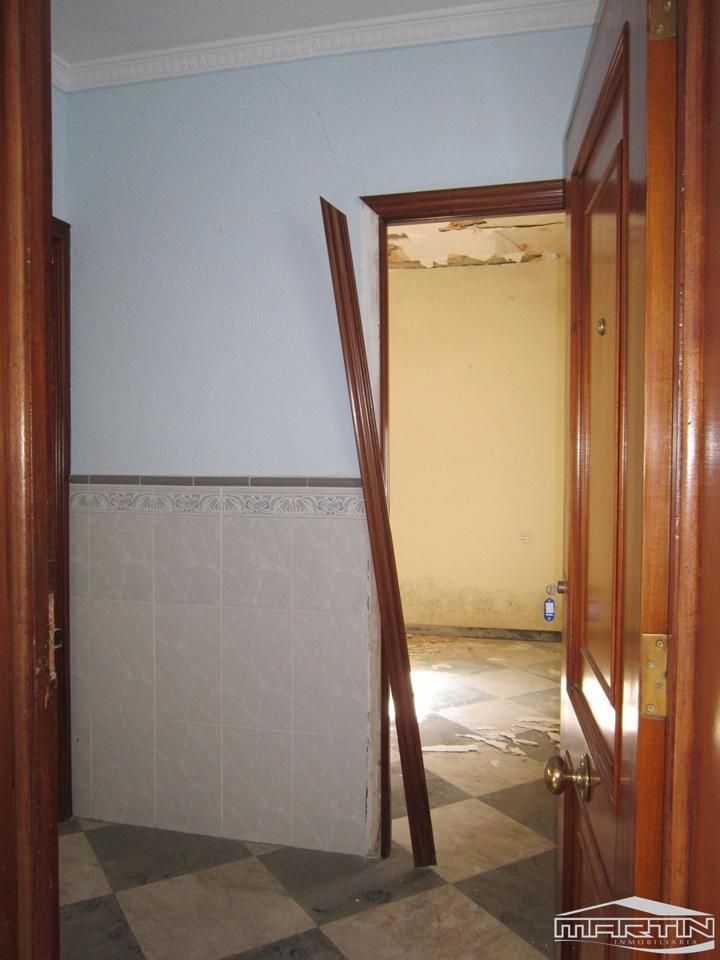 Bathroom of Flat for sale in Aguilar de la Frontera