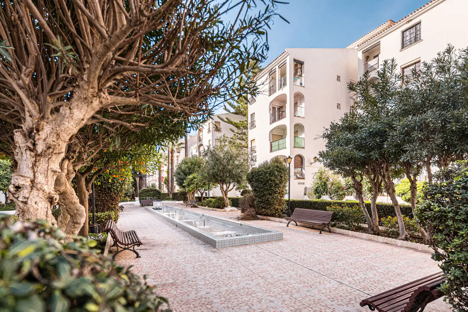 Außenansicht von Dachboden zum Verkauf in Manilva mit Klimaanlage, Terrasse und Schwimmbad