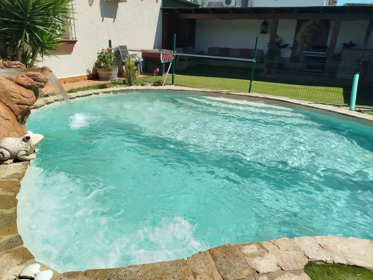 Swimming pool of Houses for sale in Chiclana de la Frontera  with Air Conditioner, Private garden and Terrace