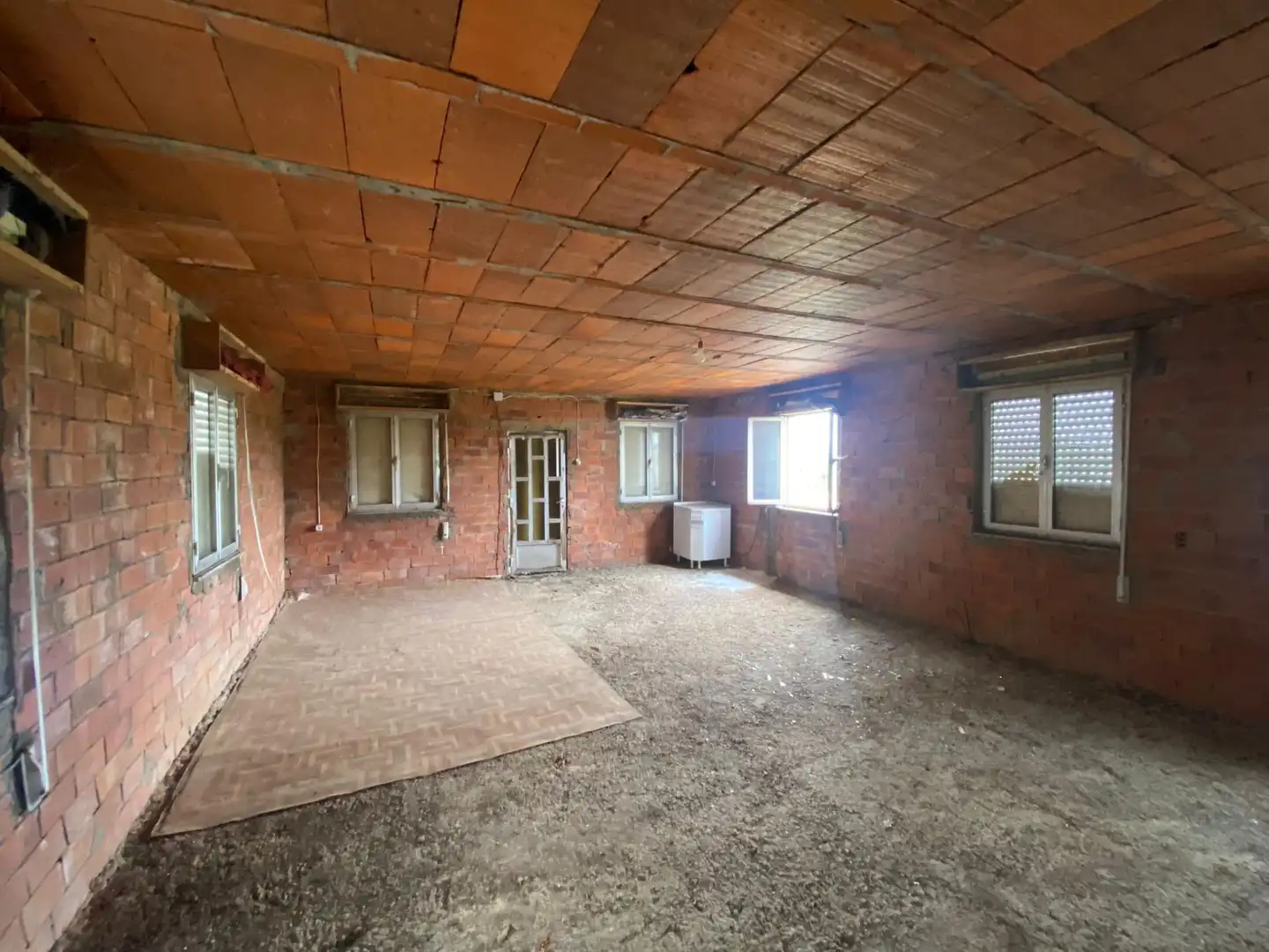 Finca rústica en venda en Carrizo amb Jardí privat