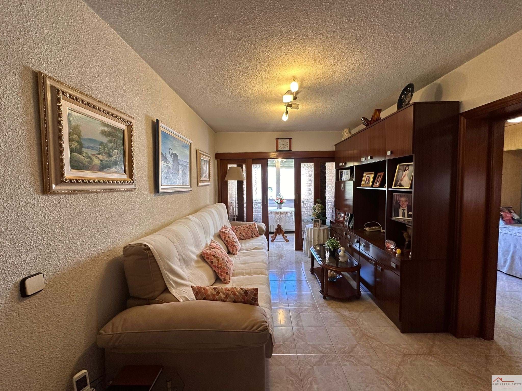 Sala d'estar de Pis en venda en  Madrid Capital amb Moblat