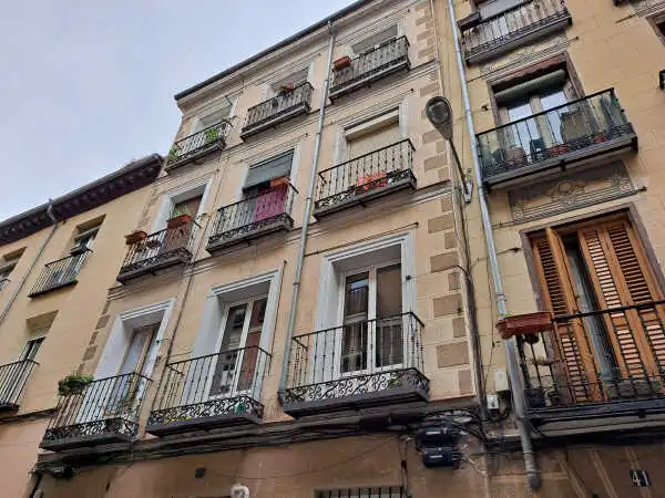 Vista exterior de Piso en venta en Madrid