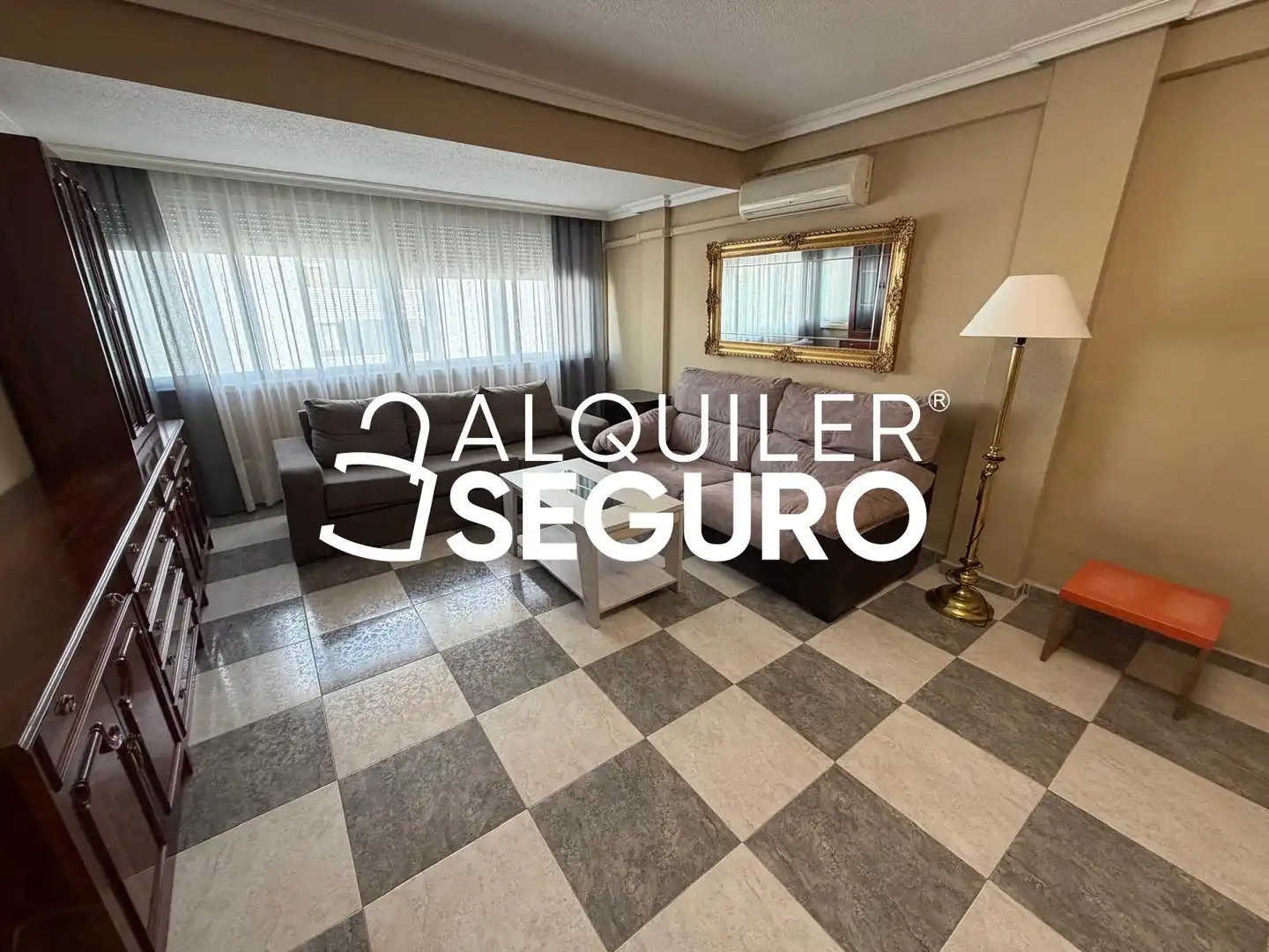 Habitación de Piso de alquiler en Fuenlabrada con Aire acondicionado, Calefacción y Piscina