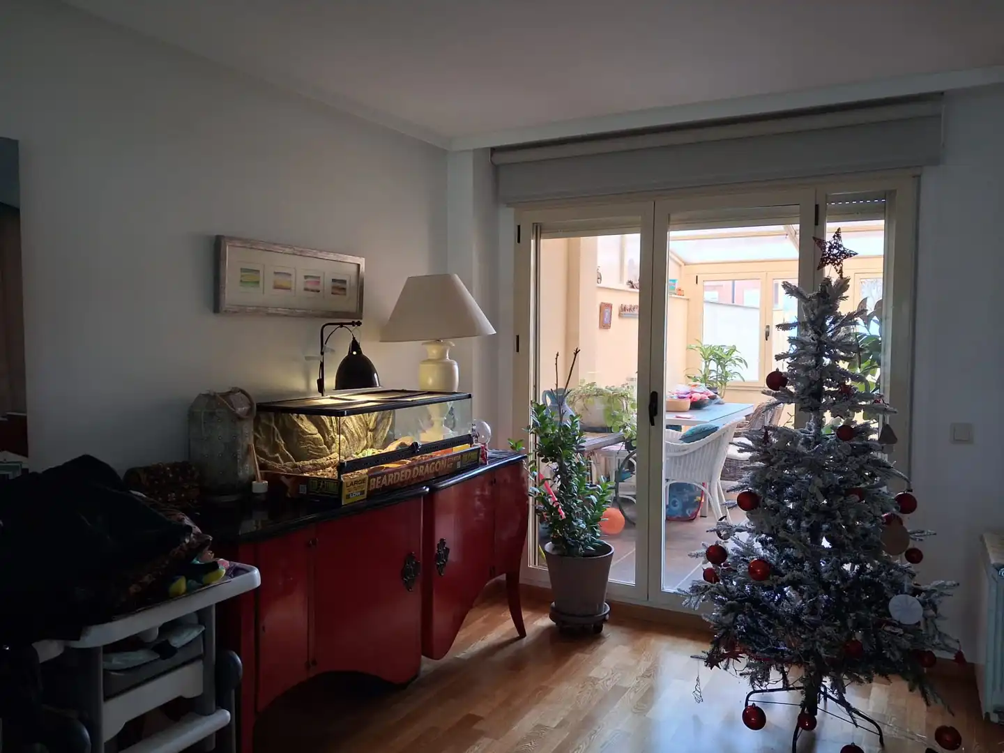 Wohnzimmer von Einfamilien-Reihenhaus zur Miete in Albacete mit Klimaanlage, Heizung und Parkett