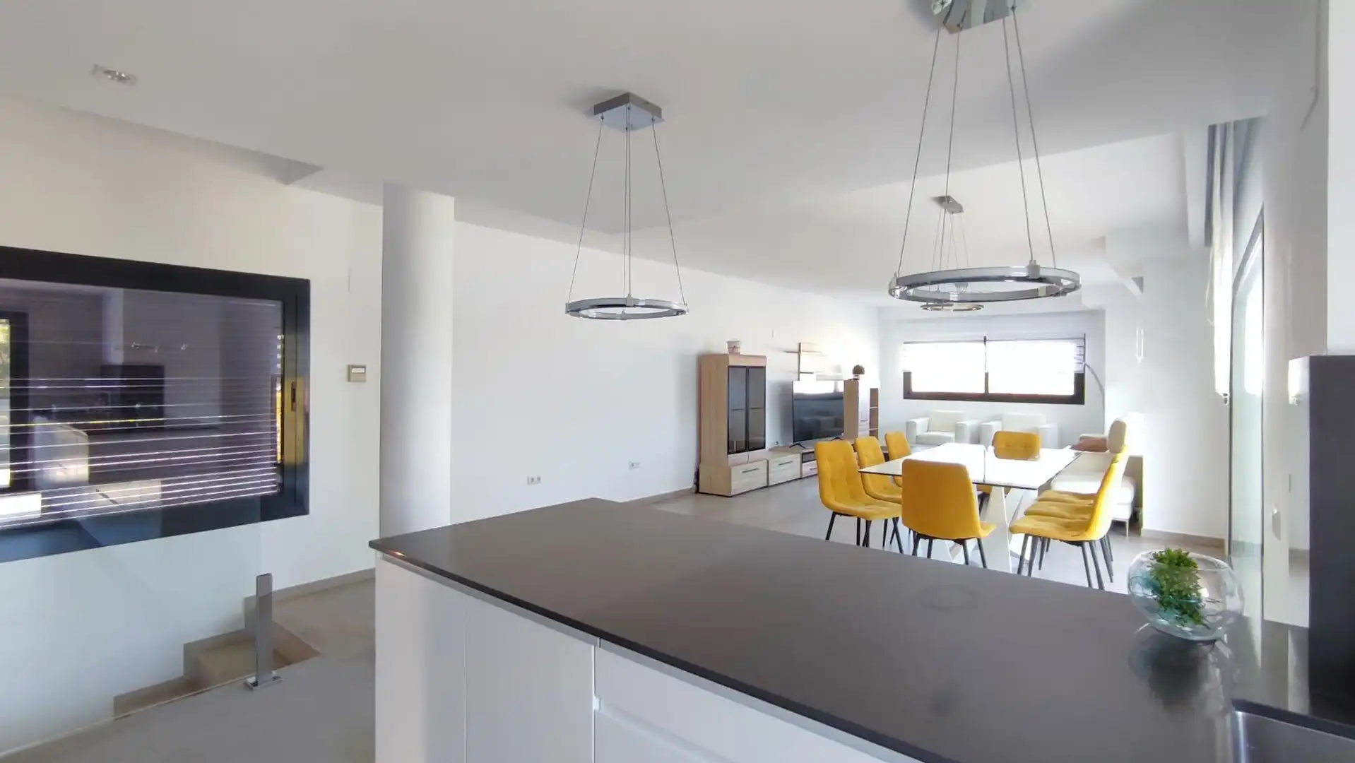 Cuina de Casa o xalet en venda en Calpe / Calp amb Aire condicionat, Jardí privat i Terrassa