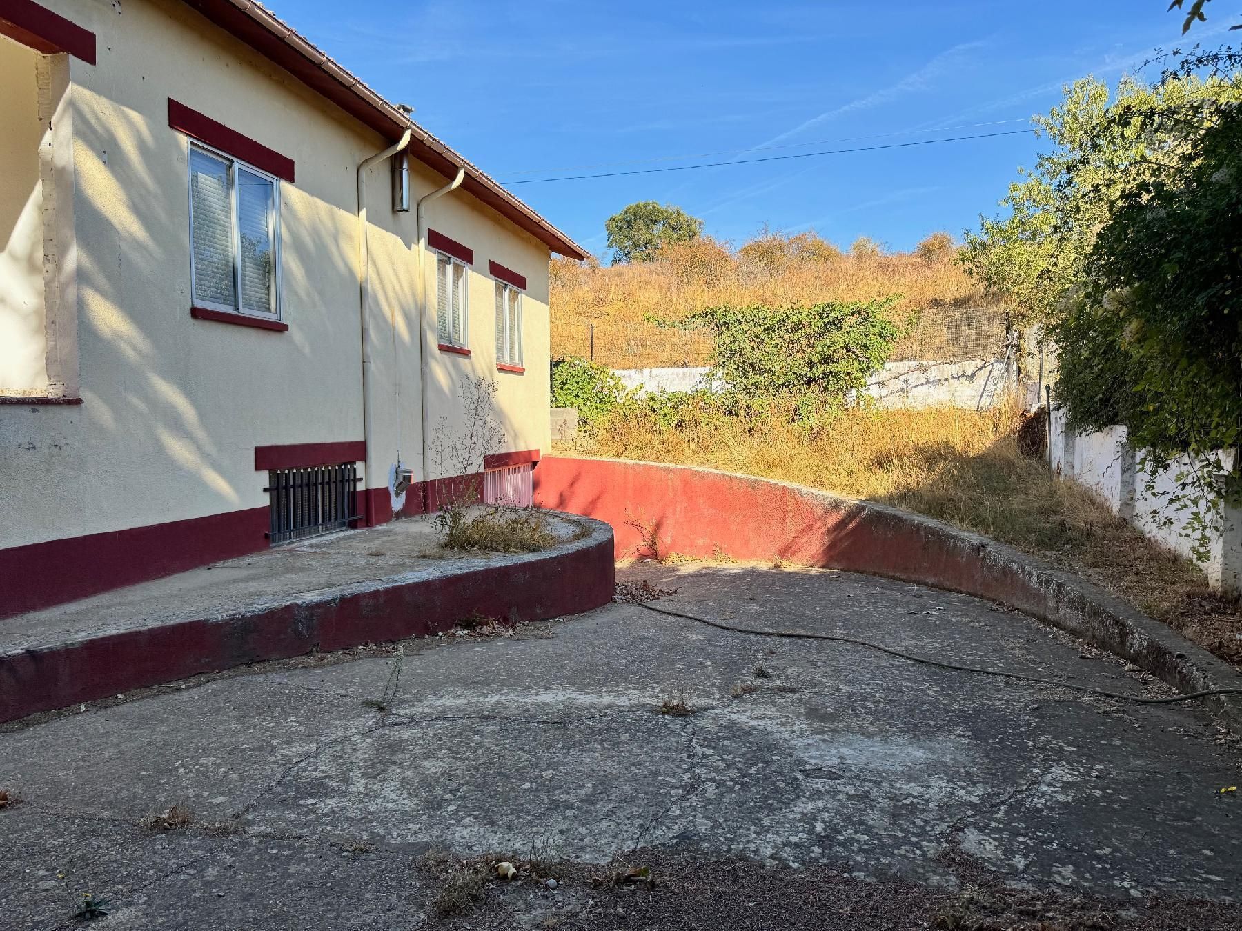 Exterior view of House or chalet for sale in Benavente  with Private garden and Community pool