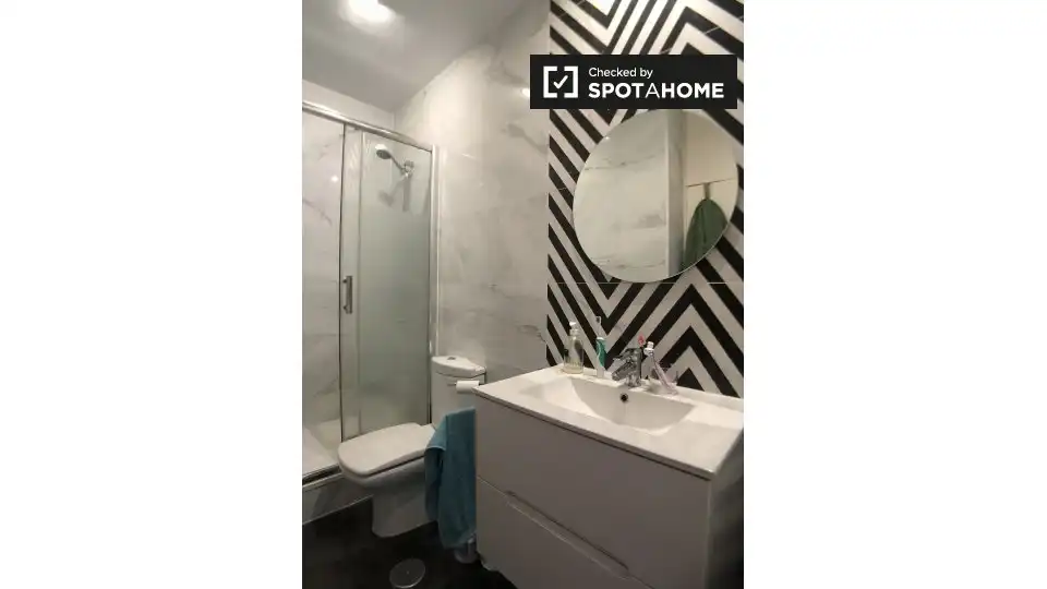 Appartamento con terrazza in affitto a Tetuán, imagen 4