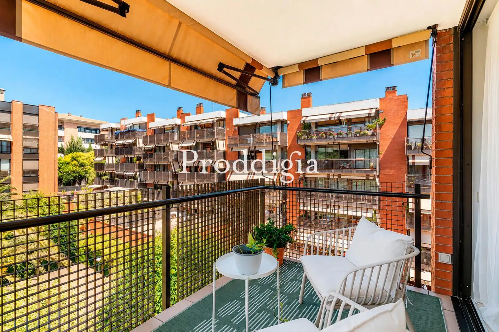 Balcony of Flat for sale in Sant Cugat del Vallès  with Air Conditioner, Heating and Terrace