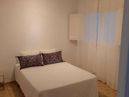 Bedroom of Flat to share in  Barcelona Capital  with Heating, Furnished and Washing machine