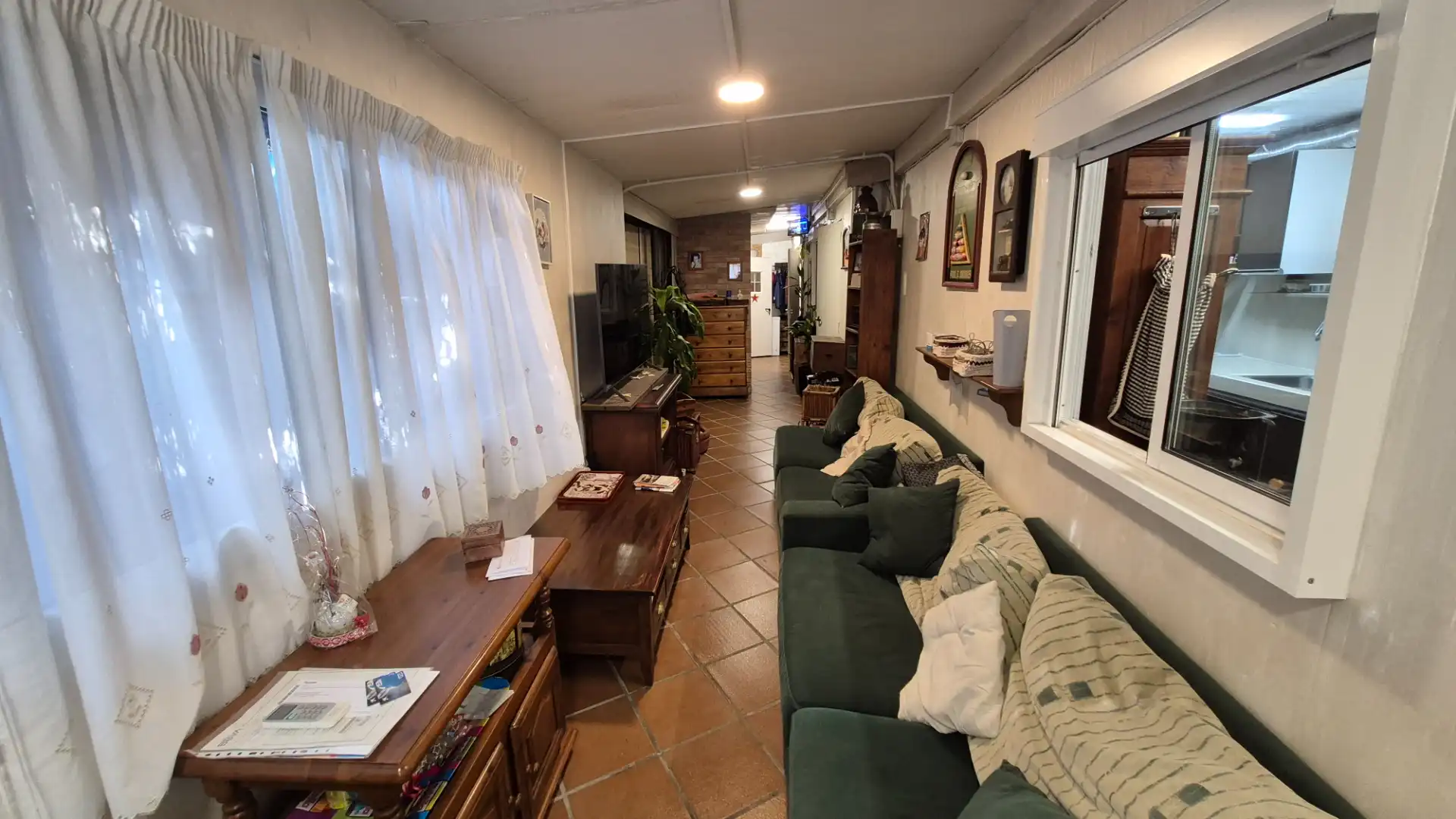Sala de estar de Casa o chalet en venta en Rubí con Aire acondicionado, Calefacción y Jardín privado