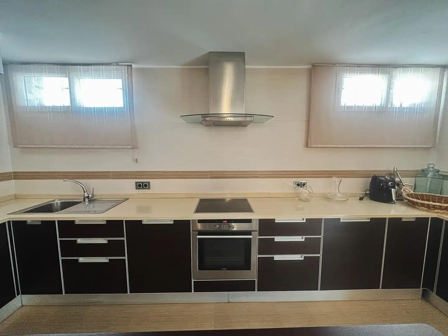 Cuina de Casa o xalet en venda en Ocaña amb Aire condicionat, Jardí privat i Terrassa