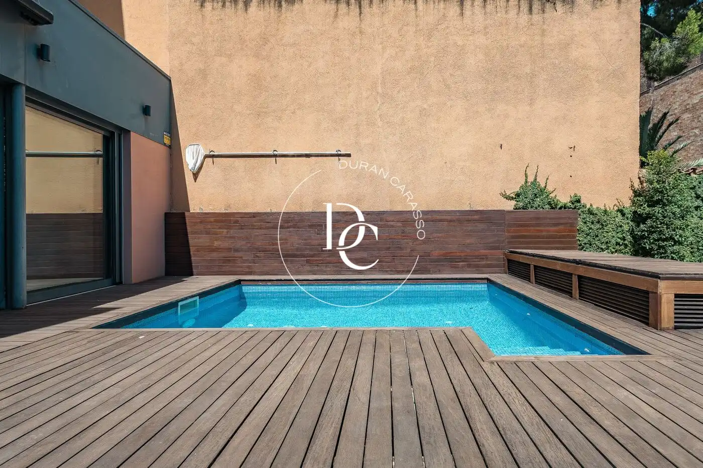 Piscina de Casa o xalet de lloguer en Barcelona amb Aire condicionat, Calefacció i Jardí privat