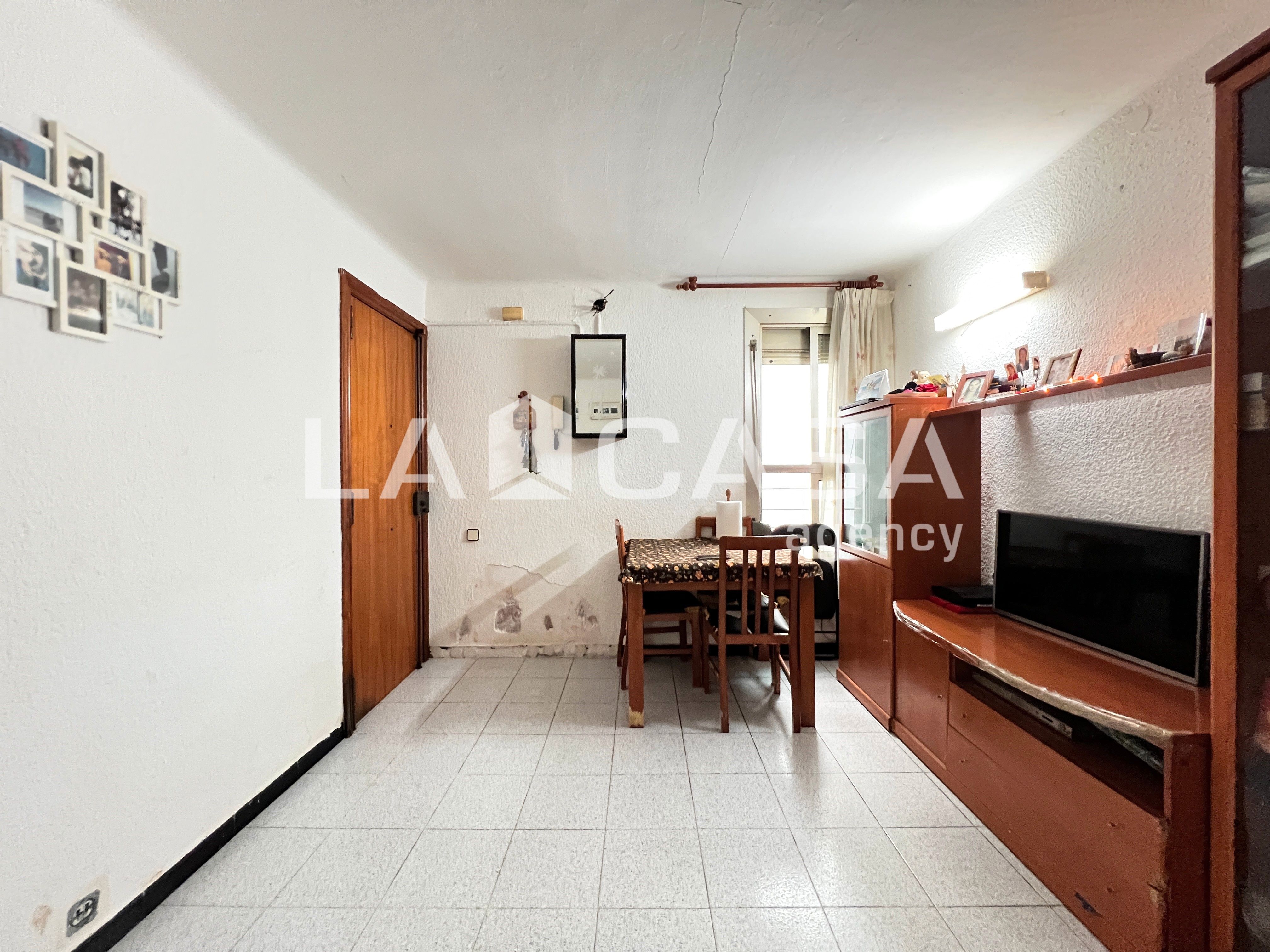 Flat for sale in Badalona  with Heating