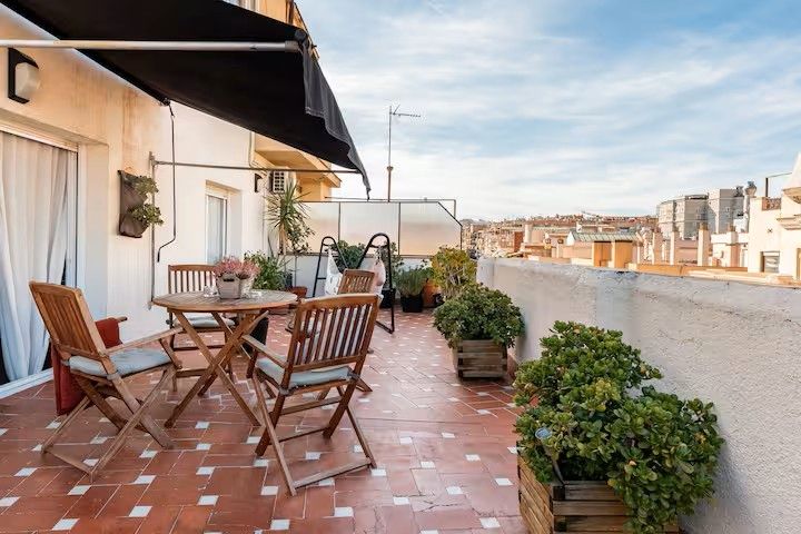 Terrace of Flat to rent in  Barcelona Capital  with Air Conditioner, Heating and Terrace