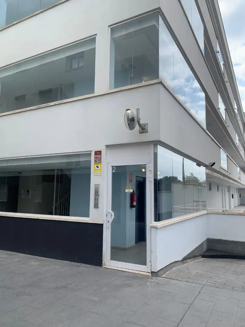 Vista exterior de Apartamento en venta en Vinaròs con Aire acondicionado, Terraza y Amueblado