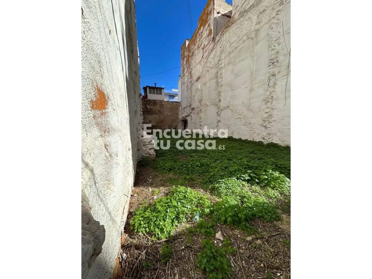 Wohnbaugrundstück zum Verkauf in Calle Nueva Baja
