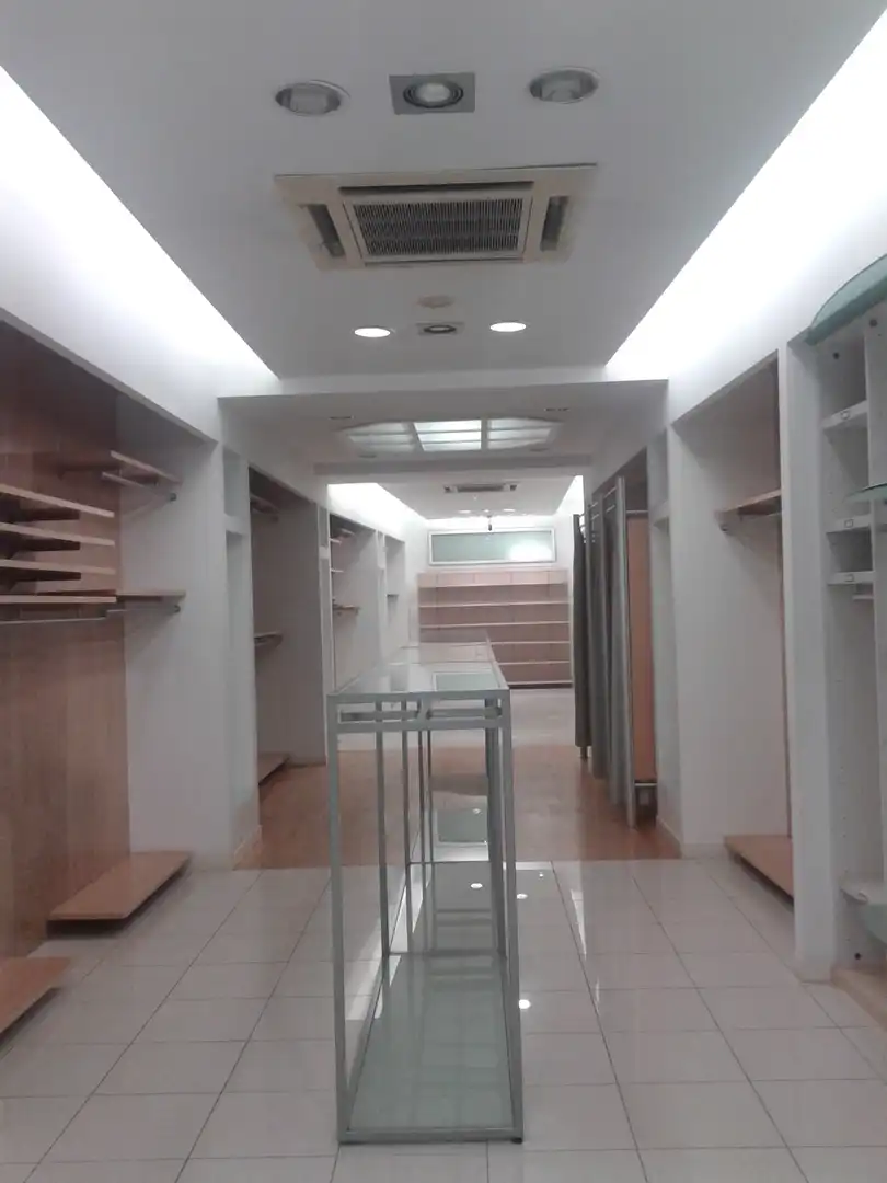Business premises to rent in Nucli Urbà, imagen 5
