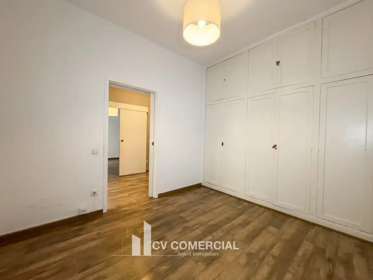 Piso con terraza en venta en Carrer del Comte d'Urgell, imagen 16