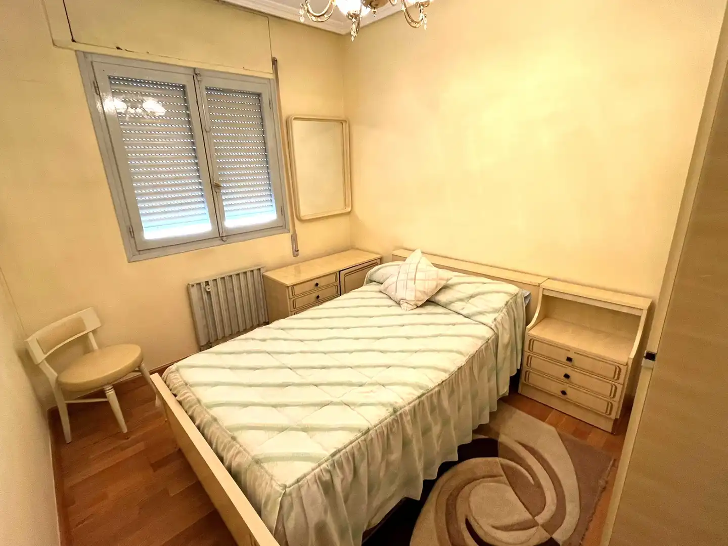 Habitación de Piso en venta en Cuéllar con Calefacción, Parquet y Trastero