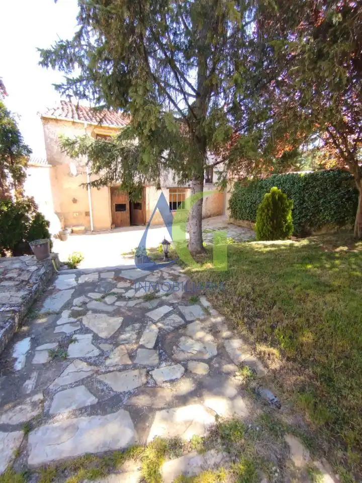 Casa con jardín en venta en Santovenia de la Valdoncina, imagen 26