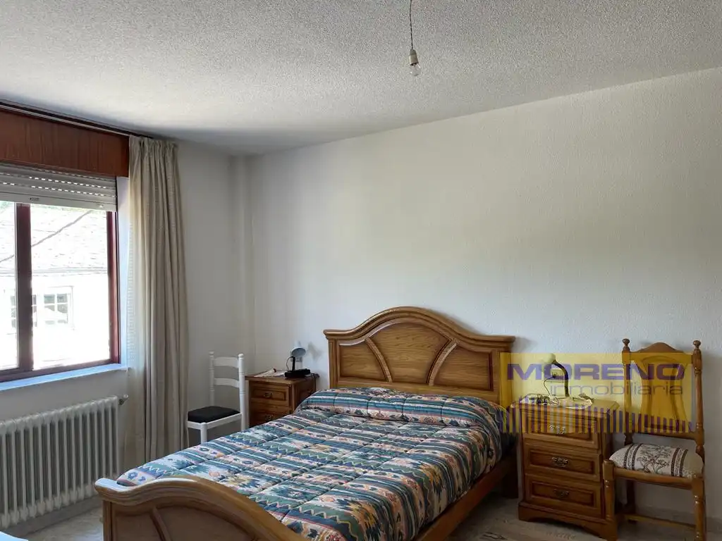 Schlafzimmer von Wohnung zum Verkauf in Triacastela