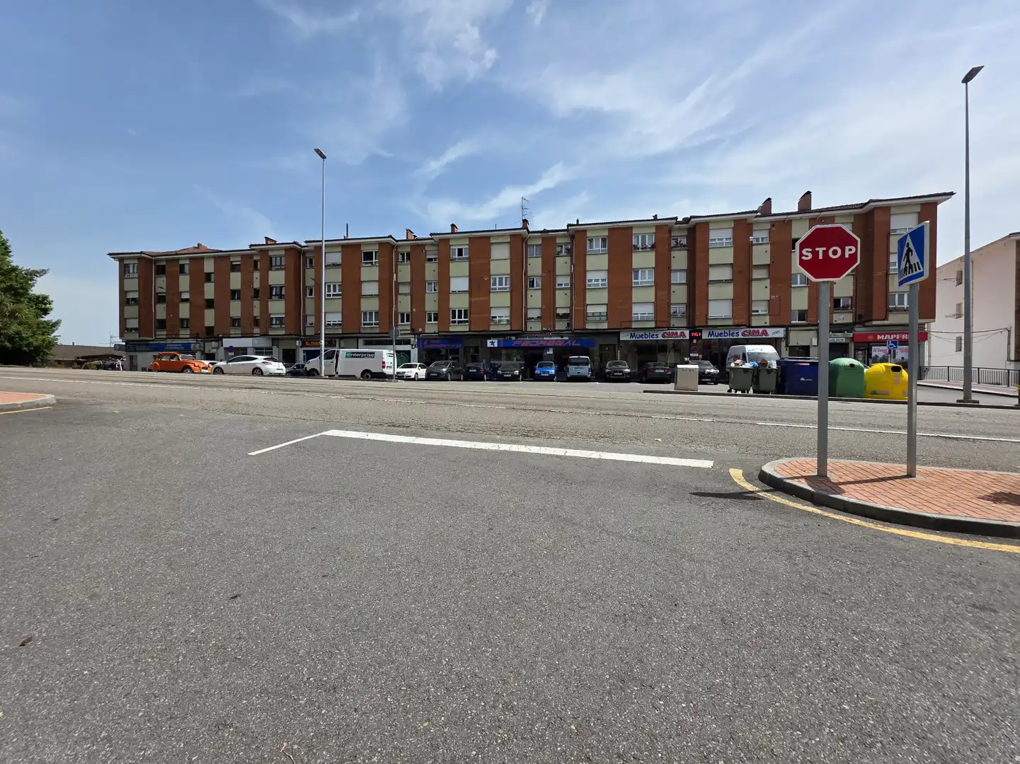 Aparcament de Local de lloguer en Siero