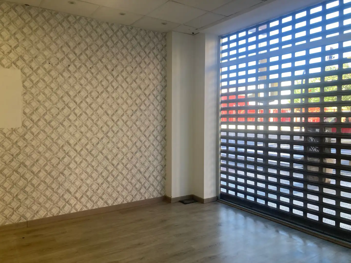 Büro zur Miete in Zaragoza mit Klimaanlage und Heizung