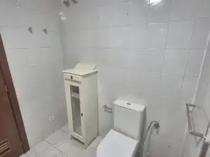 Baño de Piso de alquiler en Ronda con Amueblado