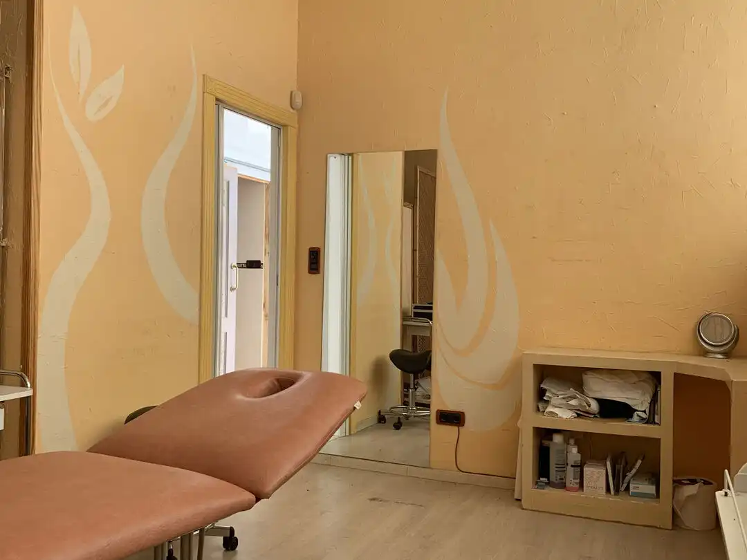 Bedroom of Commercial properties for sale in Zamudio  with Air Conditioner