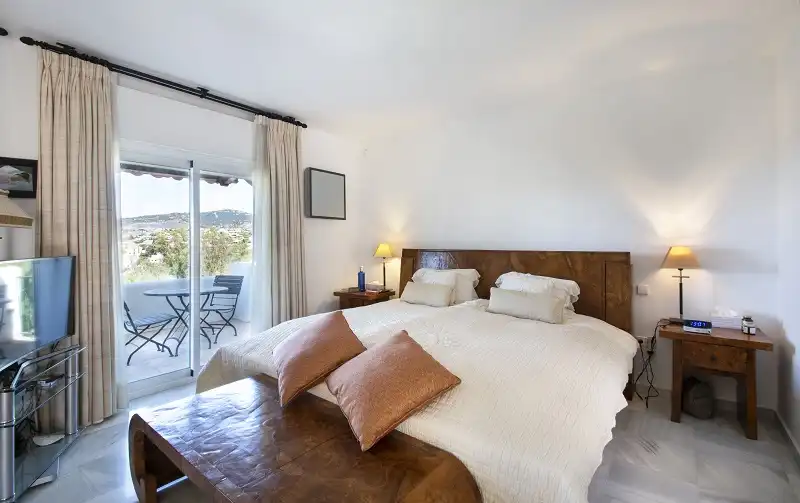 Detached house with pool for sale in Nueva Andalucía, imagen 27