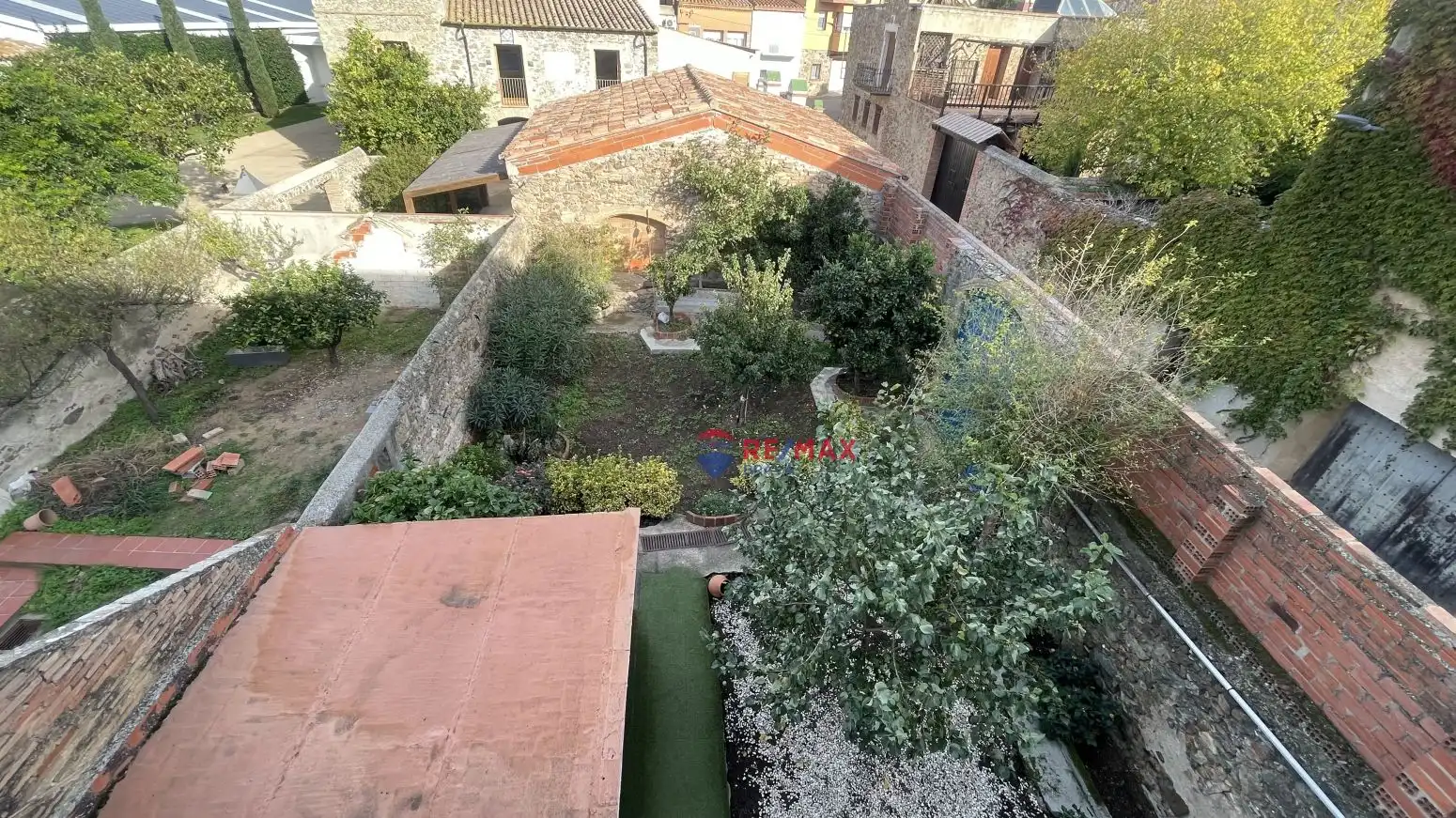 Houses for sale in Calle CL MENDIZABAL, Vilajuïga