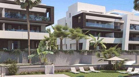 Foto 4 de Apartament en venda a Las Lomas, Estepona