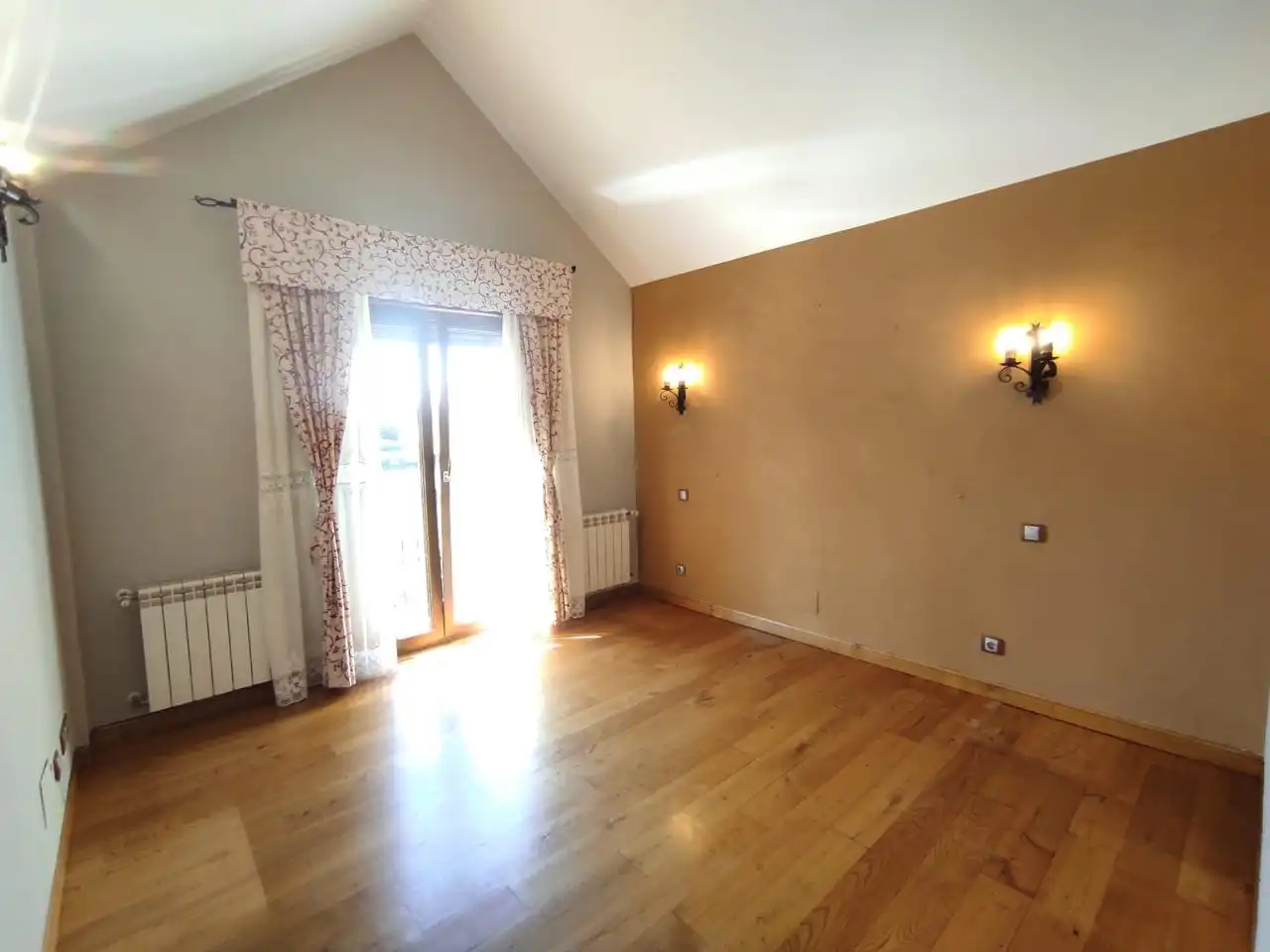 Habitación de Casa o chalet en venta en Marina de Cudeyo con Calefacción, Jardín privado y Parquet