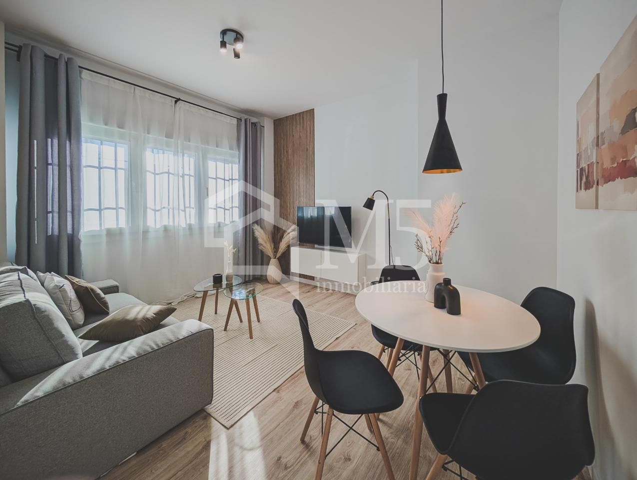 Sala de estar de Planta baja de alquiler en Vélez-Málaga con Aire acondicionado y Amueblado