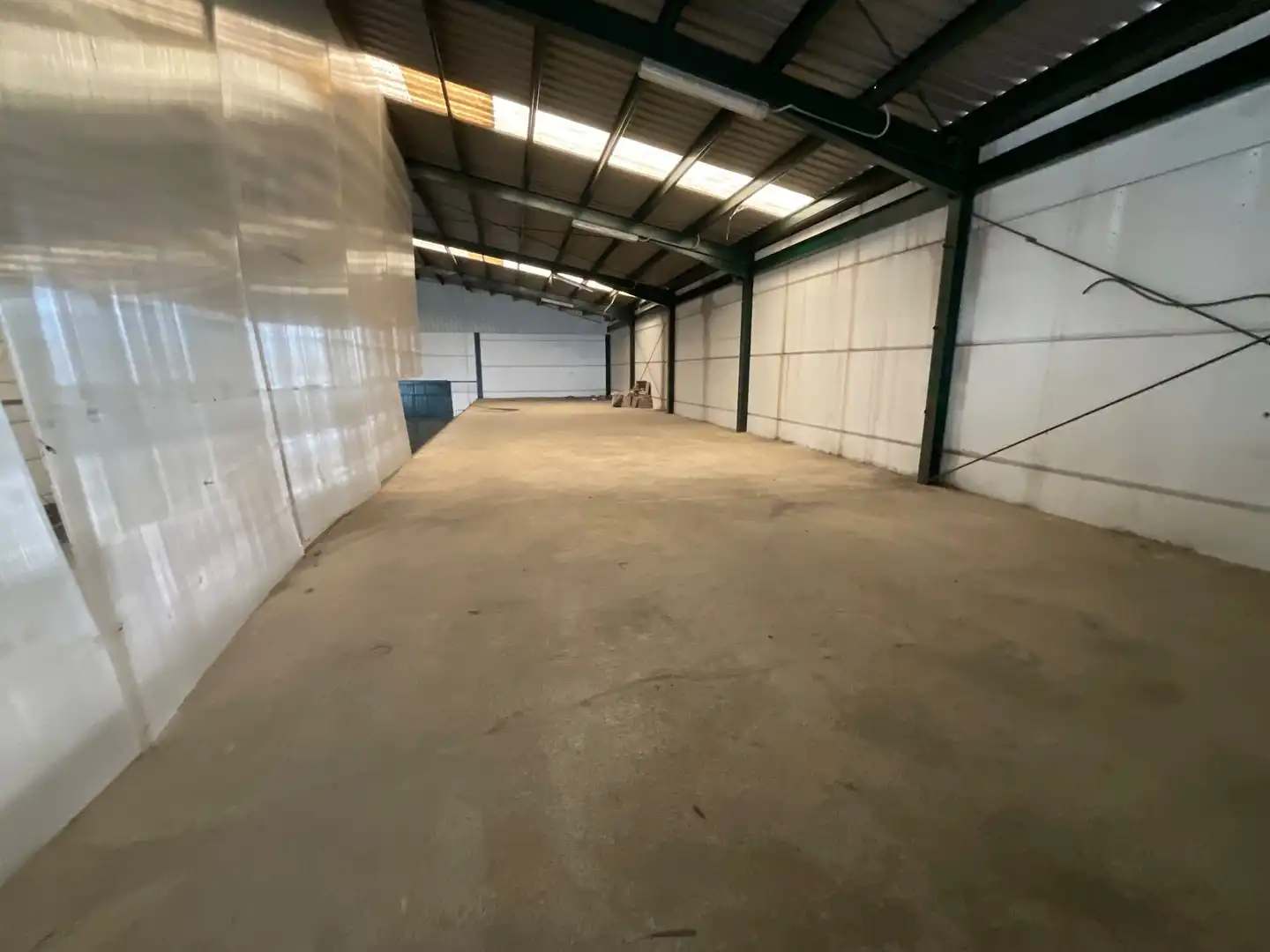 Nave industrial de alquiler en Villanueva de Algaidas