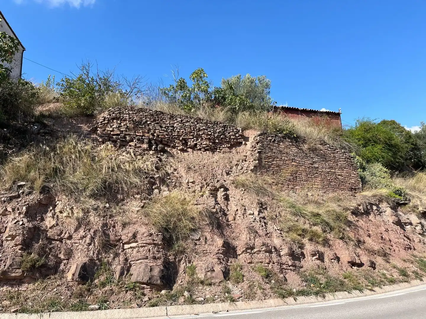 Außenansicht von Residential zum Verkauf in Cardona