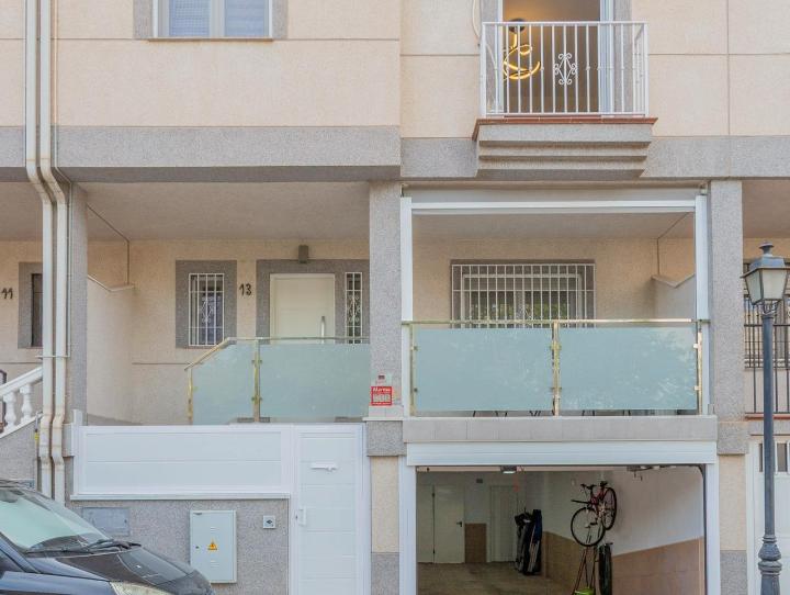 Photo 1 of Single-family semi-detached for sale in Calle Jose de Larra, 34, Aljomahima - Ermita, Granada