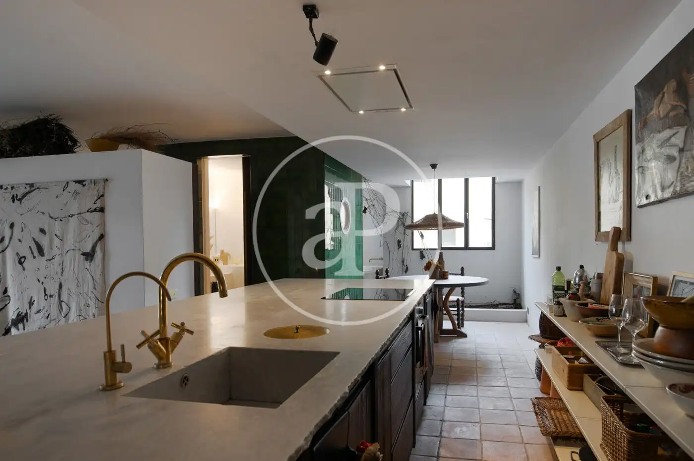 Cocina de Piso en venta en Barcelona con Calefacción, Terraza y Amueblado