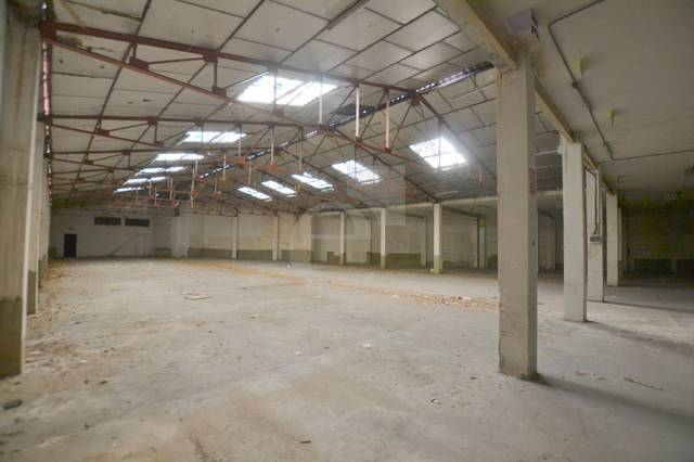 Local comercial en Venta en Nou Moles