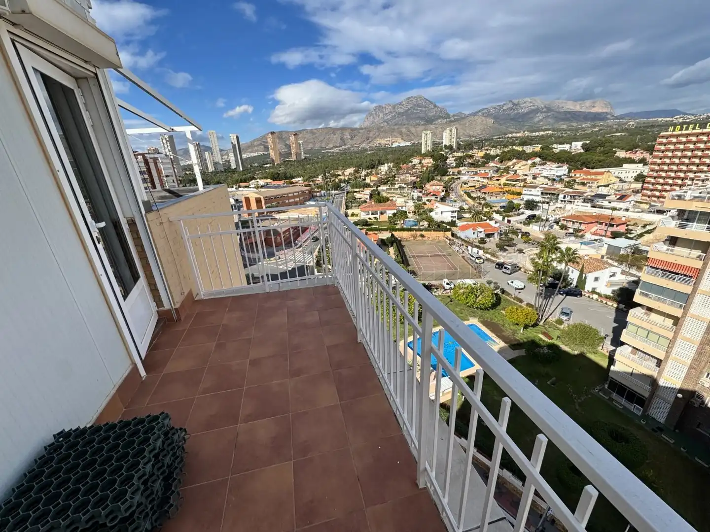 Vista exterior de Piso en venta en Benidorm con Aire acondicionado