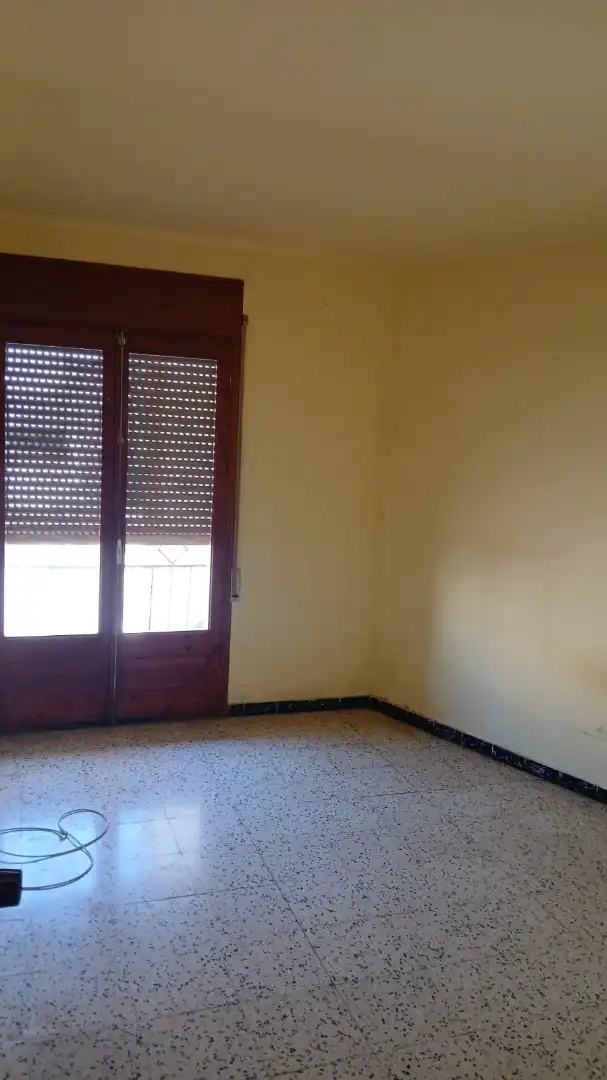 Casa adosada en venta en Deltebre con Terraza y Balcón