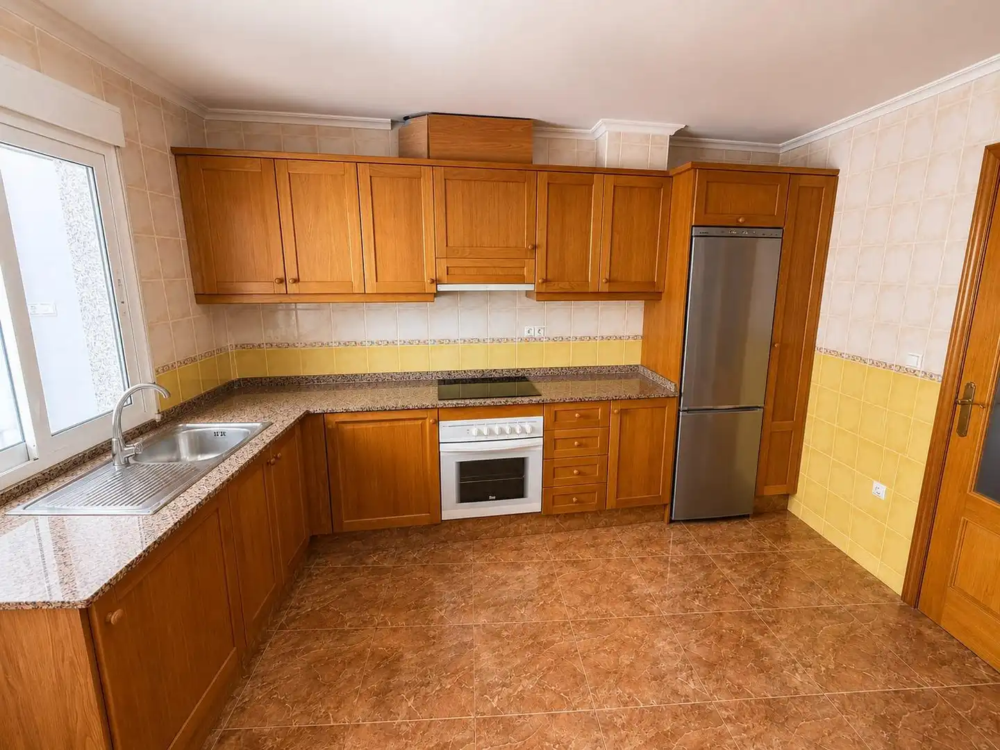 Kitchen of Houses for sale in Granja de Rocamora  with Air Conditioner and Balcony
