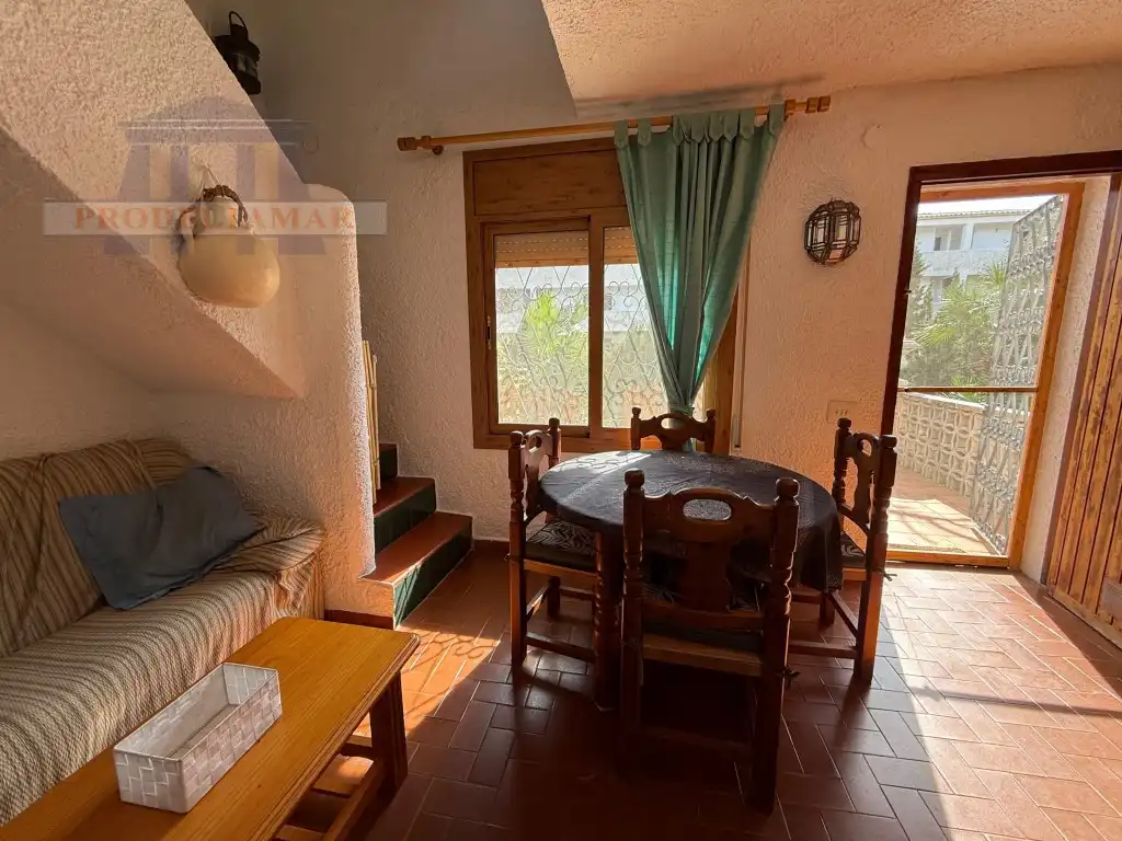 Sala de estar de Casa adosada en venta en Mont-roig del Camp