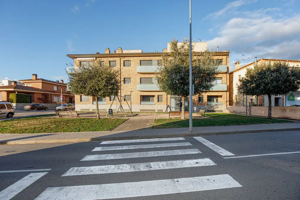 Garaje en venta en Av Alt Empordà, Bàscara